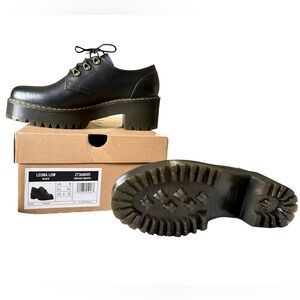 NWT Dr Martens Leona Low Women’s Boot Vintage Smooth Leather
